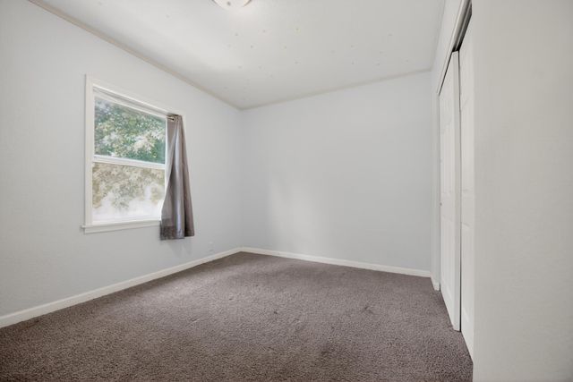 259 20th Avenue S, South Saint Paul, MN 55075