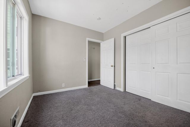 259 20th Avenue S, South Saint Paul, MN 55075