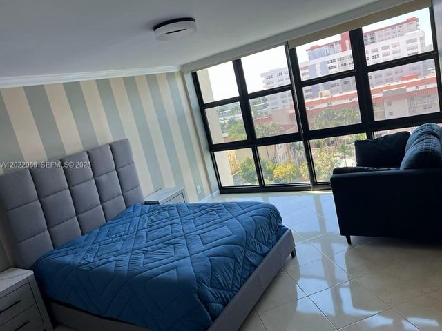 2017 S Ocean Dr 808, Hallandale Beach, FL 33009