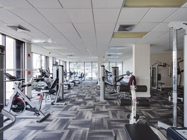 2017 S Ocean Dr 808, Hallandale Beach, FL 33009