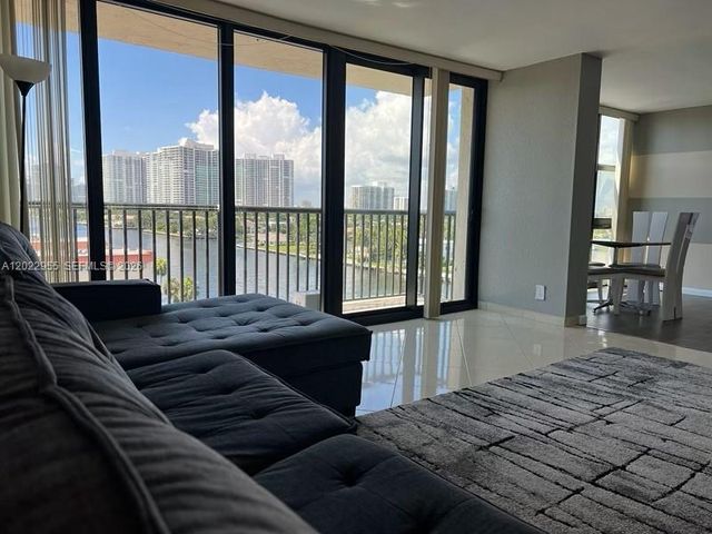2017 S Ocean Dr 808, Hallandale Beach, FL 33009