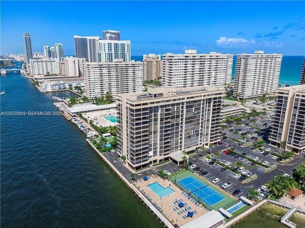 2017 S Ocean Dr 808, Hallandale Beach, FL 33009