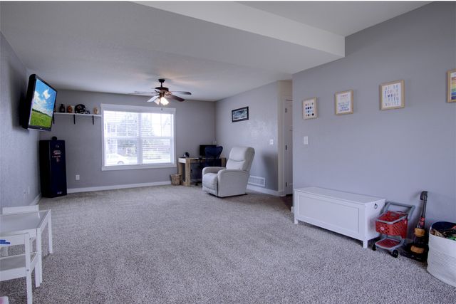 410 3rd Street SE, Bondurant, IA 50035