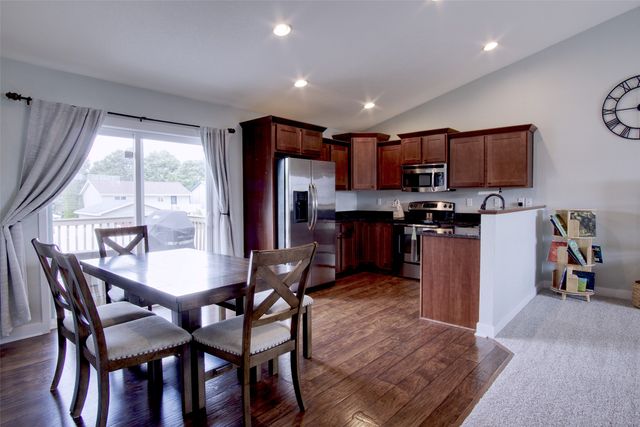 410 3rd Street SE, Bondurant, IA 50035