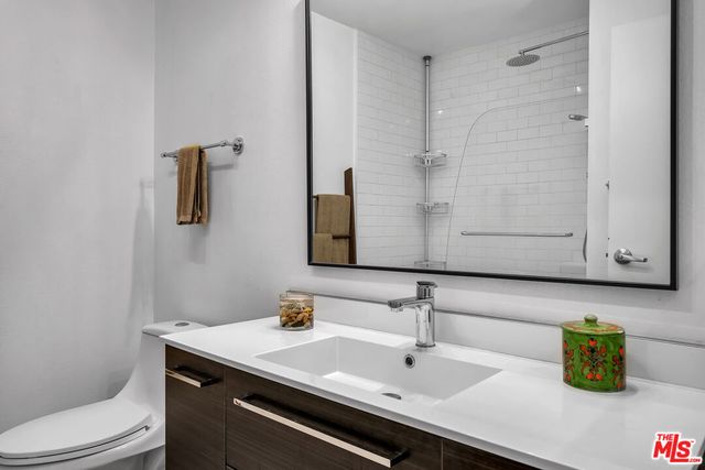 7300 Franklin Avenue 548, Los Angeles, CA 90046