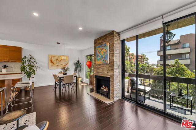 7300 Franklin Avenue 548, Los Angeles, CA 90046