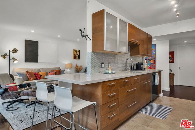 7300 Franklin Avenue 548, Los Angeles, CA 90046