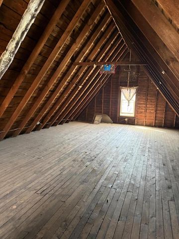 1238 N 34th STREET, Milwaukee, WI 53208