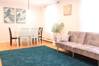 12 Regent St 2F, Cambridge, MA 02140