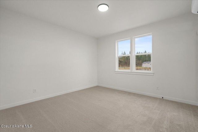 351 E Grosbeak AVE, Hayden, ID 83835