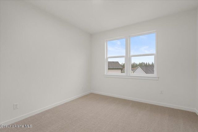 351 E Grosbeak AVE, Hayden, ID 83835