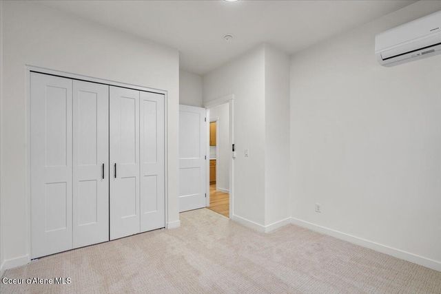 351 E Grosbeak AVE, Hayden, ID 83835