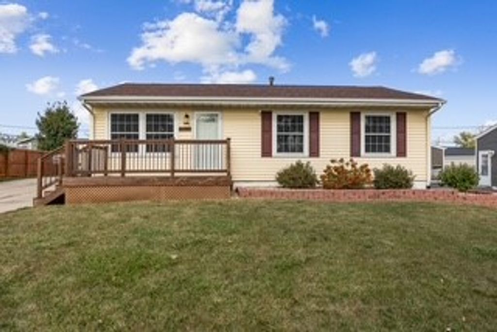 5720 Gordon Avenue NW, Cedar Rapids, IA 52405