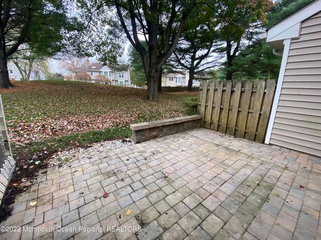 11 Duncan Way, Freehold, NJ 07728