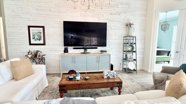 2515 Kittbuck Way, West Palm Beach, FL 33411