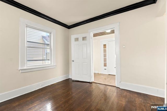 162 Columbia Avenue, Newark, NJ 07106