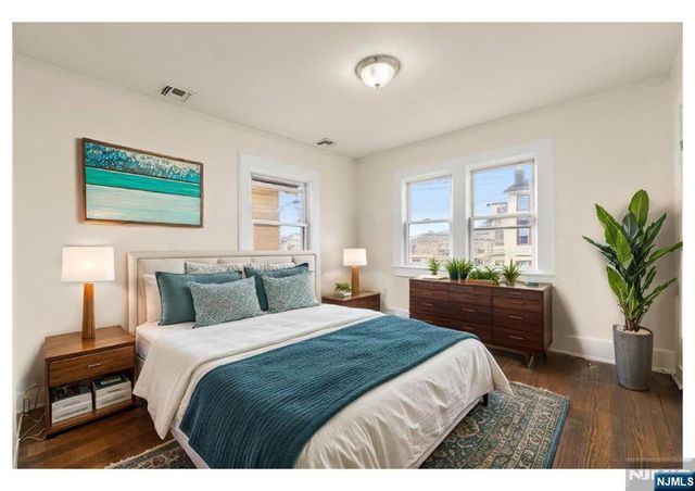 162 Columbia Avenue, Newark, NJ 07106