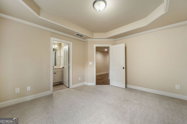 2061 Vicarage Lane, Snellville, GA 30078