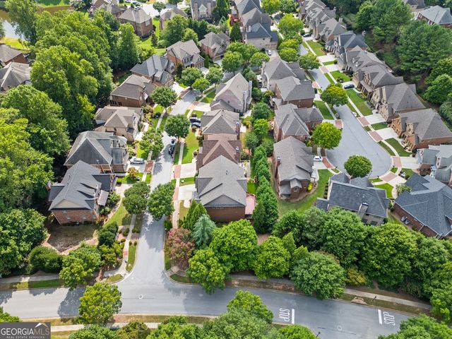 2061 Vicarage Lane, Snellville, GA 30078