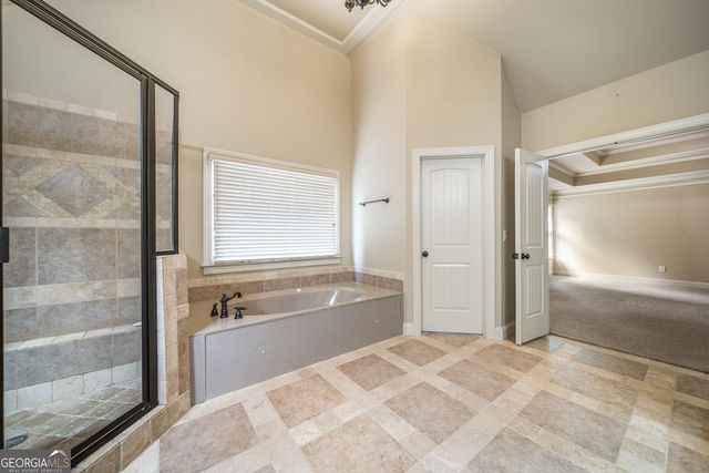 2061 Vicarage Lane, Snellville, GA 30078