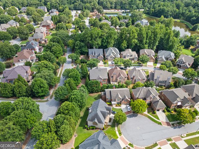 2061 Vicarage Lane, Snellville, GA 30078