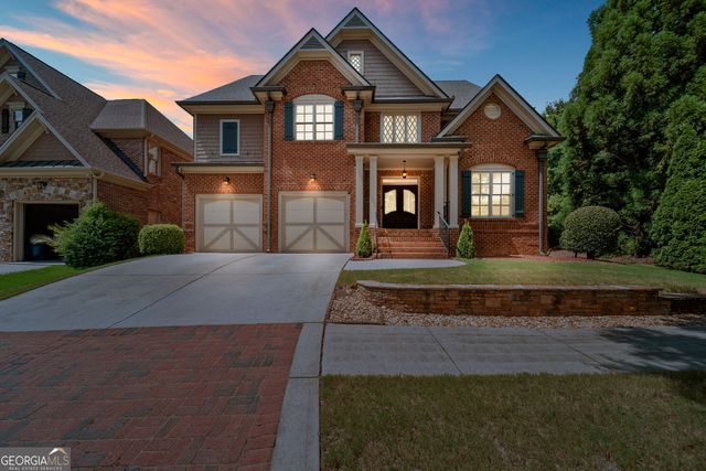 2061 Vicarage Lane, Snellville, GA 30078