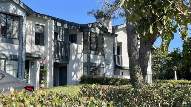 4044 Crystal Dawn Ln 103, San Diego, CA 92122