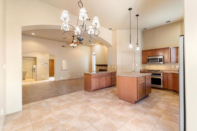 1341 Wilkes Way SE, Rio Rancho, NM 87124