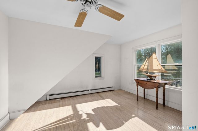 105 Old North Road, Stonington, CT 06355