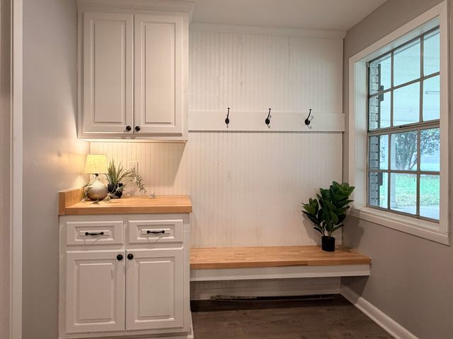 160 Highland Cir., Petal, MS 39465