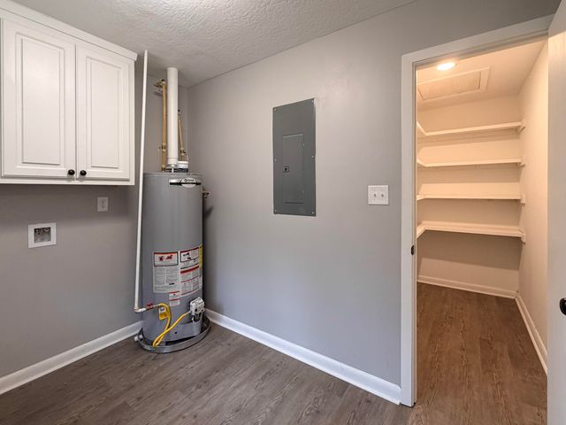 160 Highland Cir., Petal, MS 39465