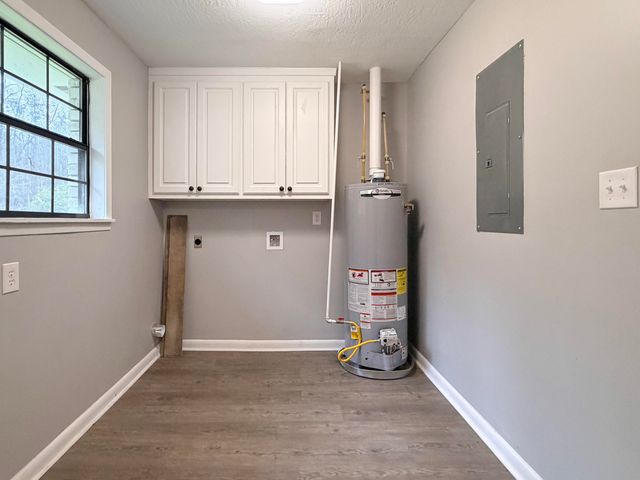 160 Highland Cir., Petal, MS 39465