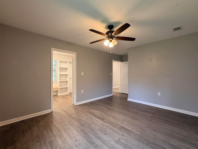 160 Highland Cir., Petal, MS 39465