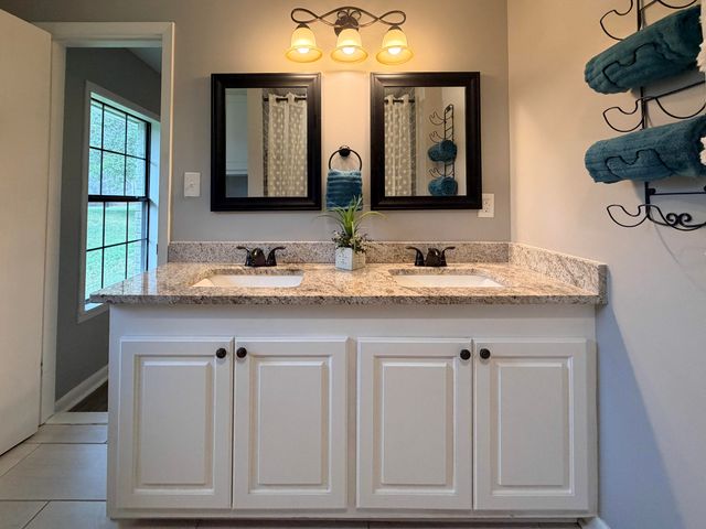 160 Highland Cir., Petal, MS 39465