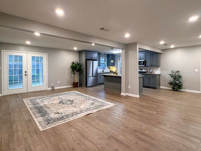 160 Highland Cir., Petal, MS 39465