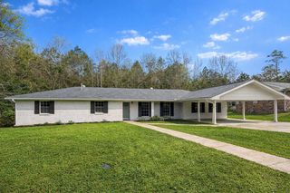160 Highland Cir., Petal, MS 39465