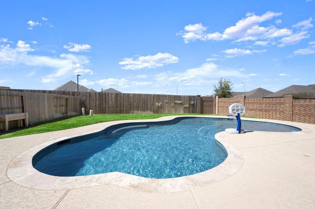 19102 Stable Hill Court, Tomball, TX 77377