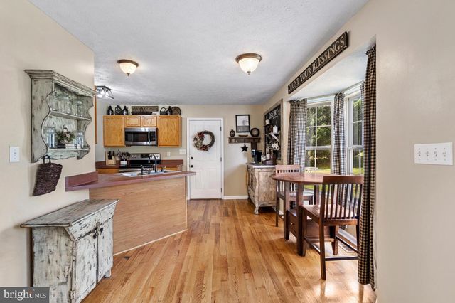 105 RIVIERA DR, Martinsburg, WV 25403