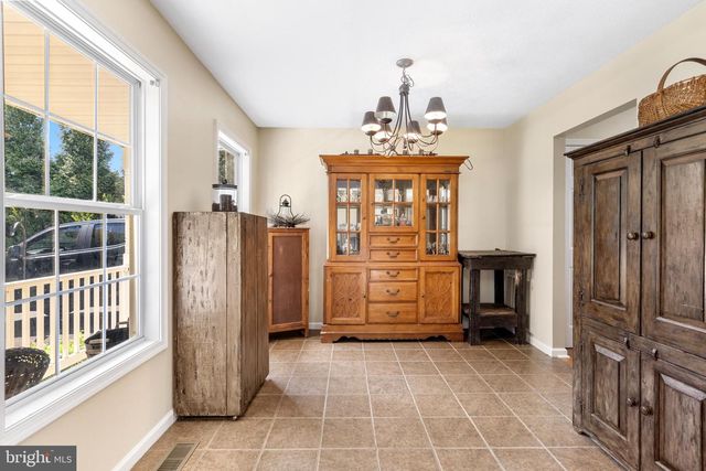 105 RIVIERA DR, Martinsburg, WV 25403