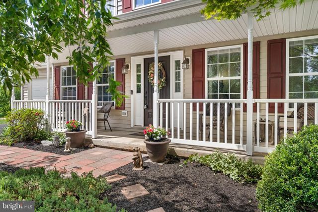 105 RIVIERA DR, Martinsburg, WV 25403
