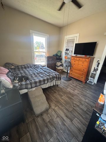 438 Colescott Street, Shelbyville, IN 46176