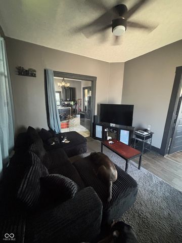 438 Colescott Street, Shelbyville, IN 46176
