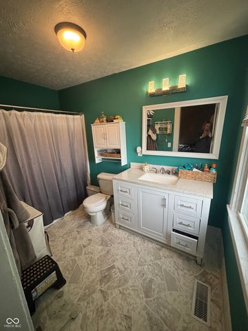 438 Colescott Street, Shelbyville, IN 46176
