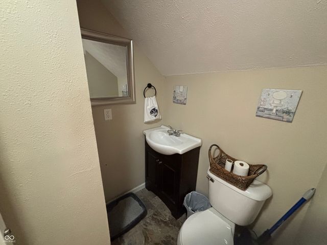 438 Colescott Street, Shelbyville, IN 46176