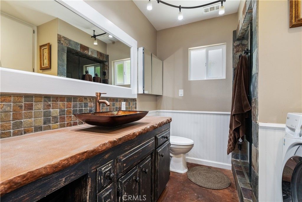 Image 33 of property listing at 8130 Azucena, Atascadero, CA 93422