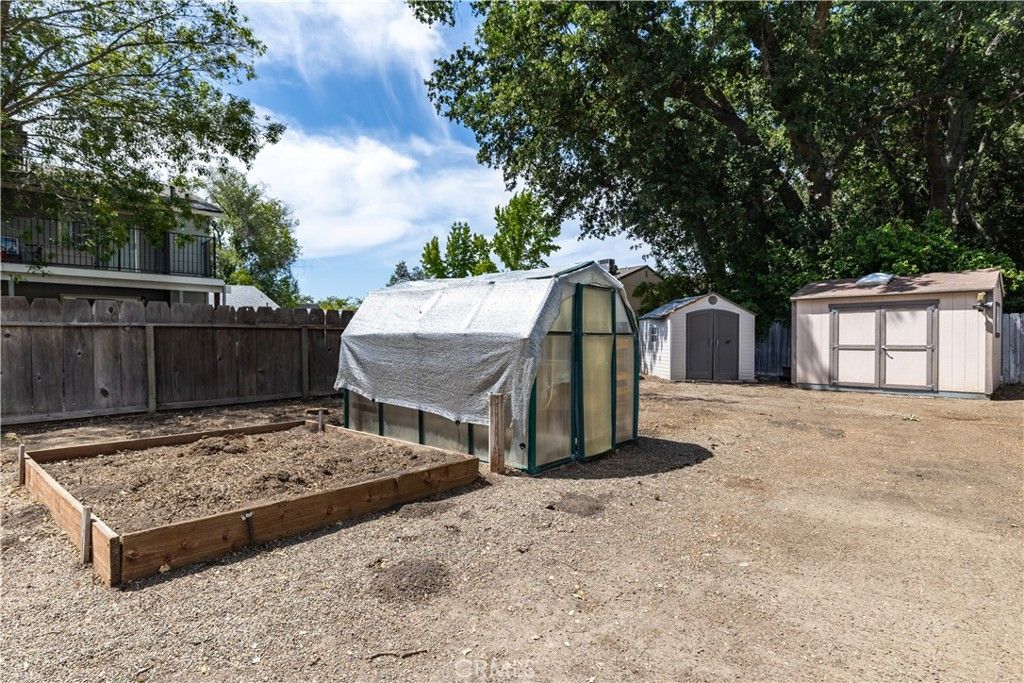 Image 61 of property listing at 8130 Azucena, Atascadero, CA 93422
