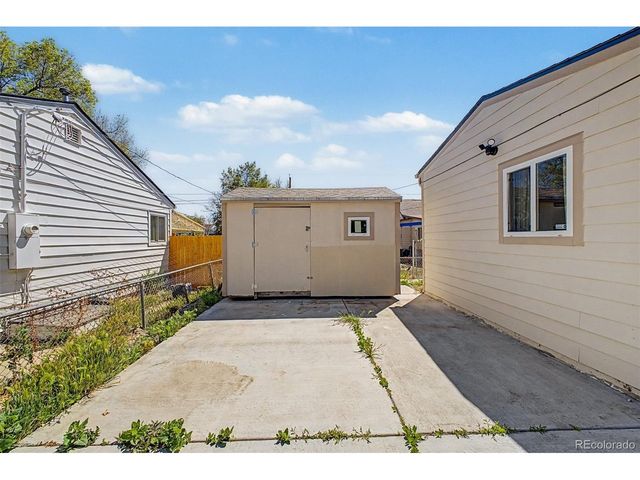 11801 E 17th Ave, Aurora, CO 80010