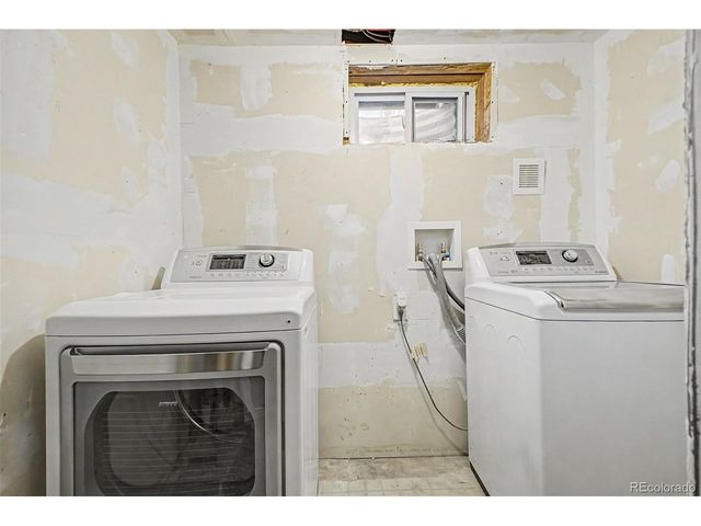 11801 E 17th Ave, Aurora, CO 80010