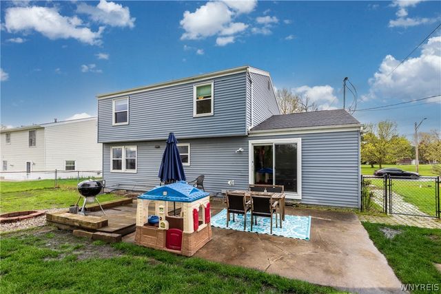 28 West Klein Road, Amherst, NY 14221