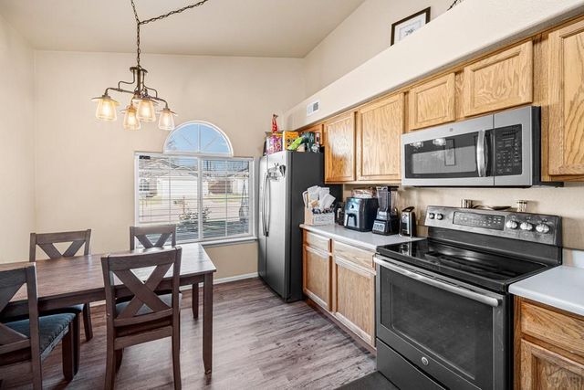 813 Ardath Lane, Pueblo, CO 81005